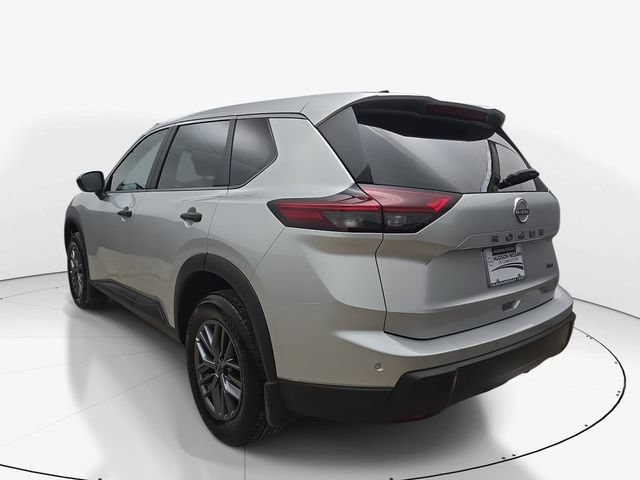 Used 2025 Nissan Rogue S AWD/4WD image 8