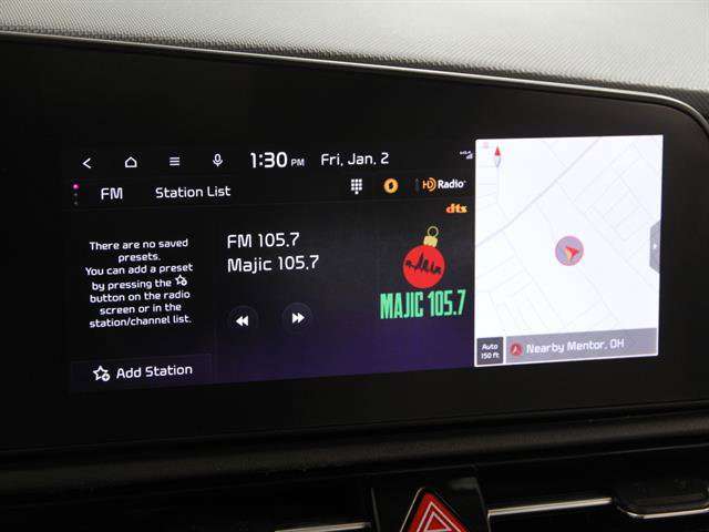 Used 2023 Kia Niro EX Touring image 12