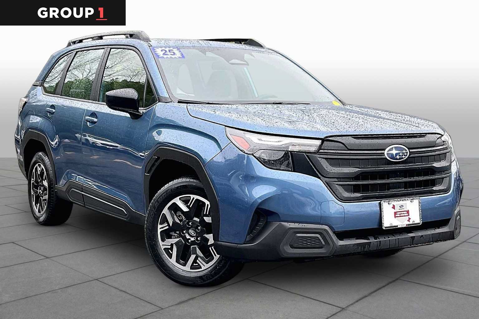 Used 2025 Subaru Forester AWD/4WD image 3