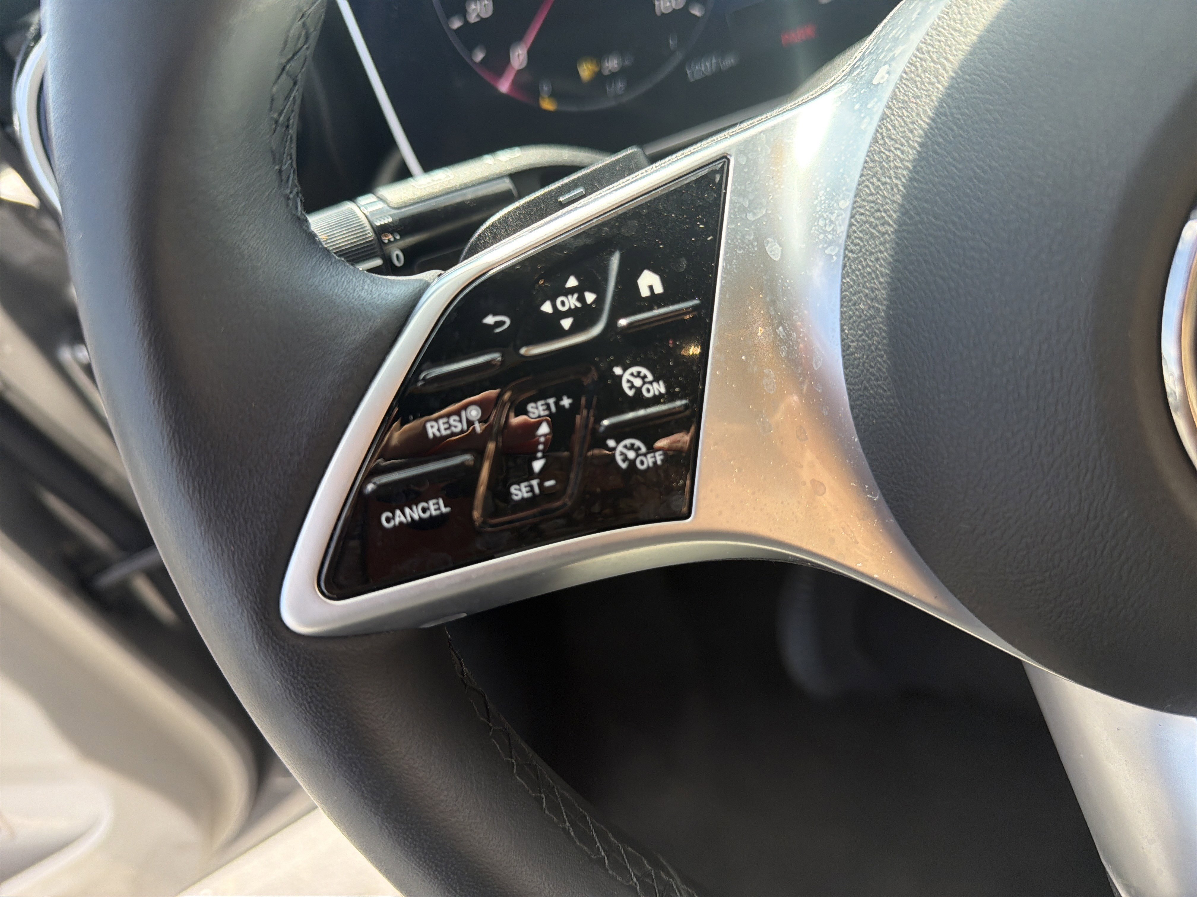 Used 2024 Mercedes-Benz C 300 Sedan w/ Exclusive Trim Package image 20