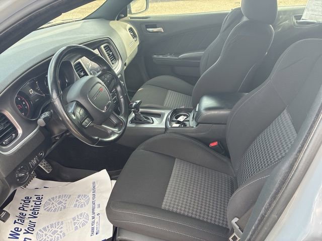 Used 2022 Dodge Charger R/T w/ Blacktop Package image 10