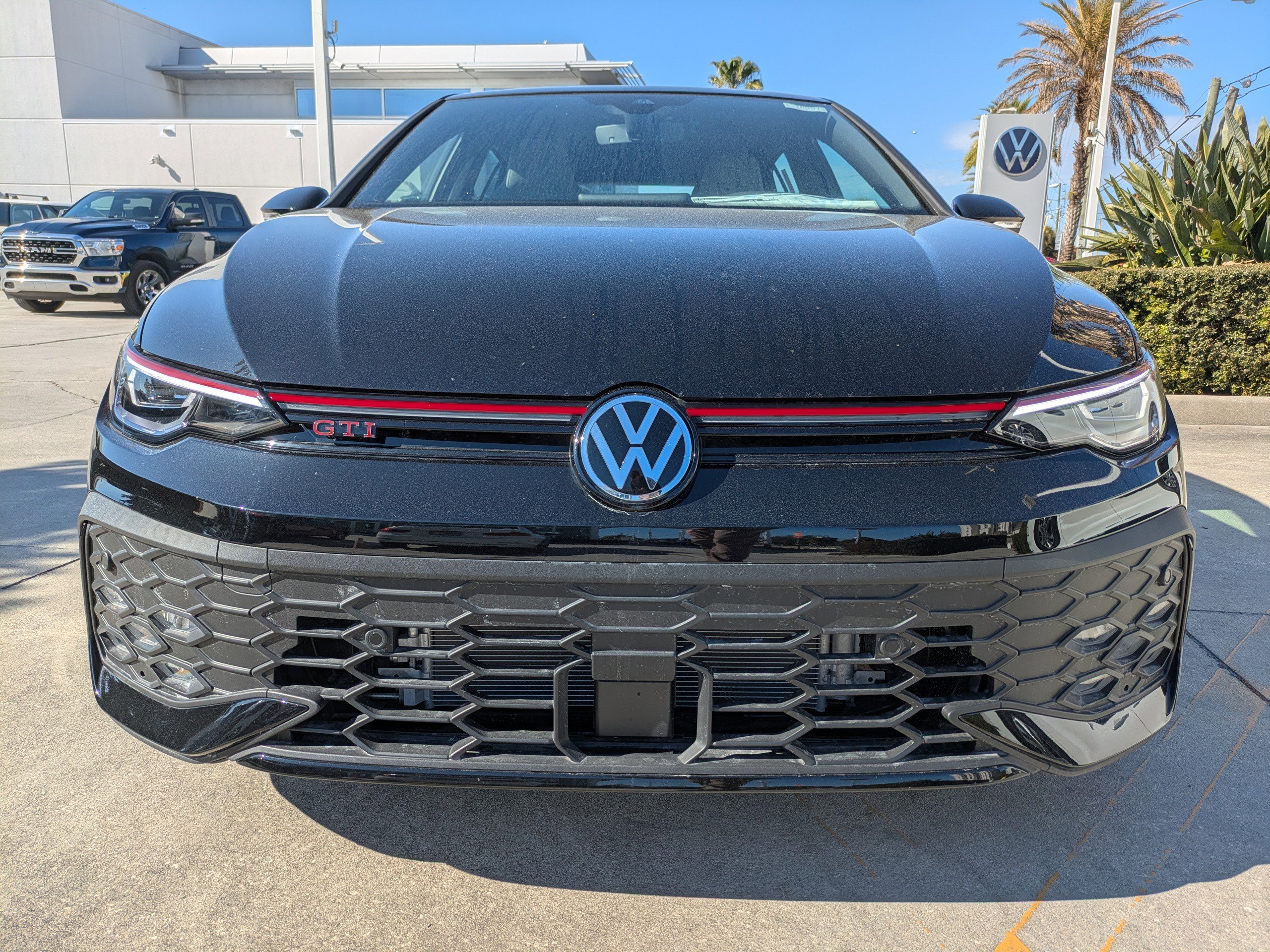 New 2025 Volkswagen GTI SE image 9