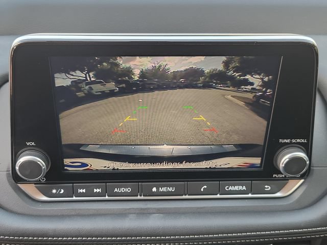 Used 2024 Nissan Rogue SV FWD image 18