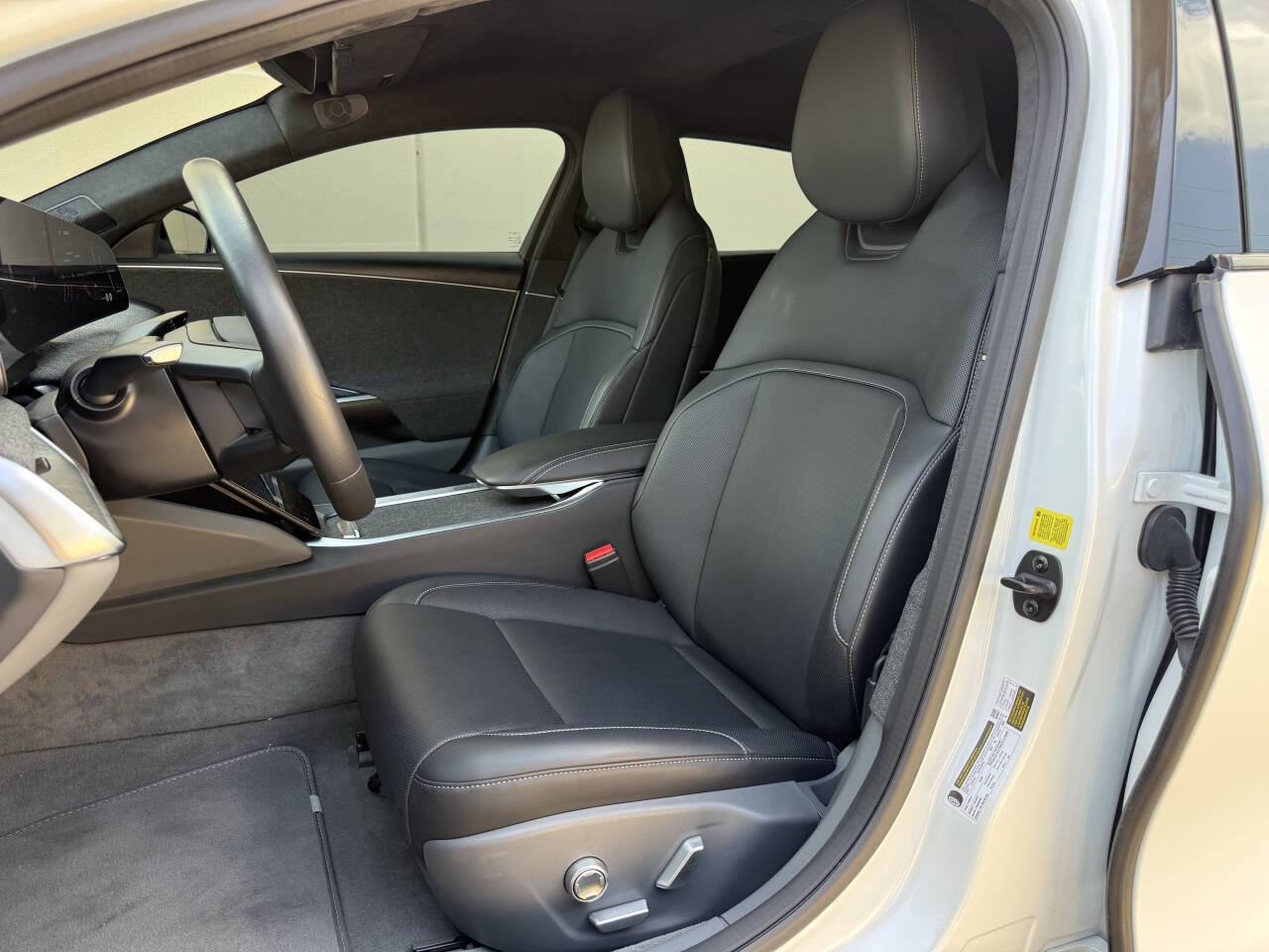 Used 2023 Lucid Air Pure AWD/4WD image 11
