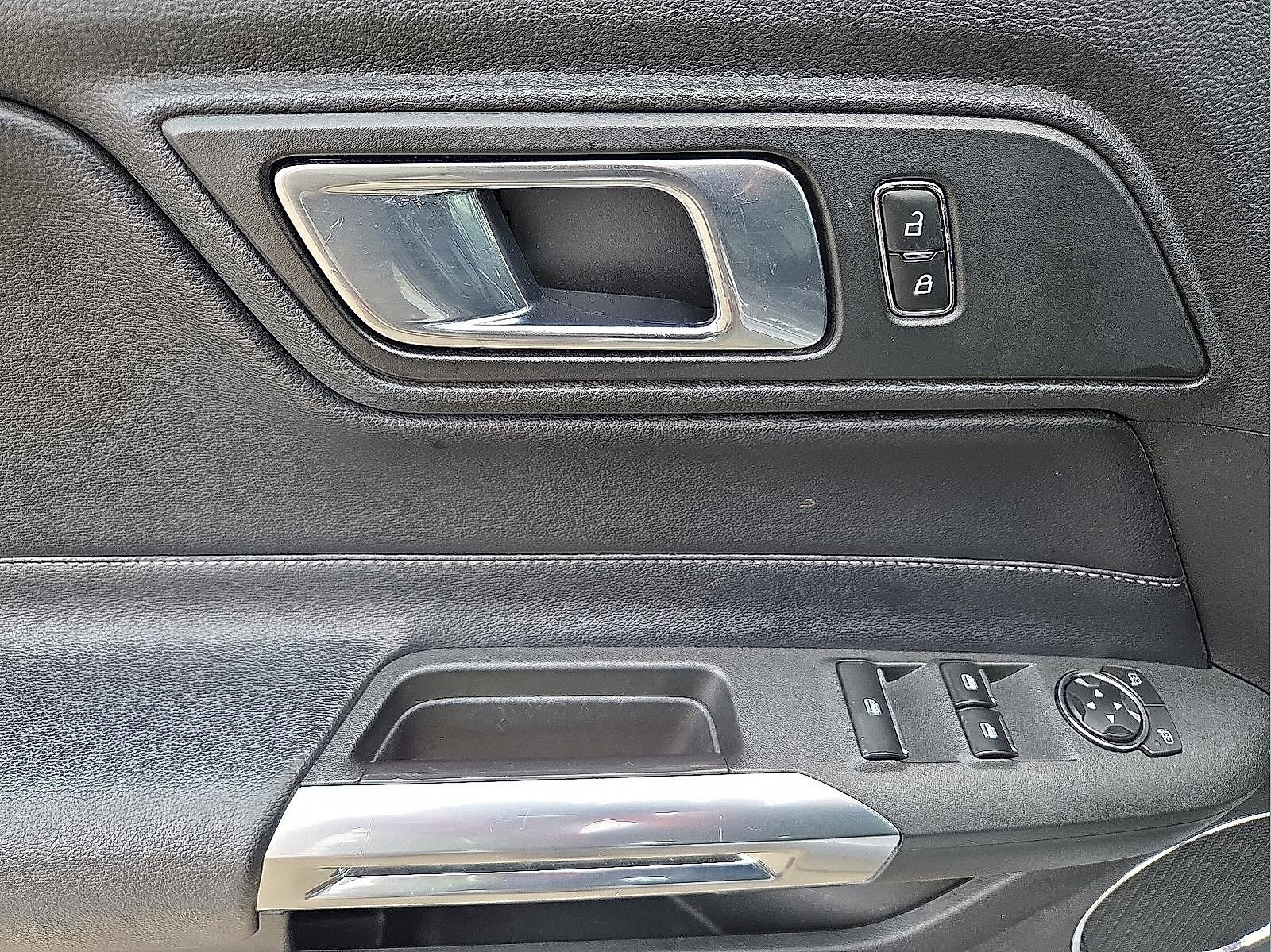 Used 2023 Ford Mustang Premium image 13