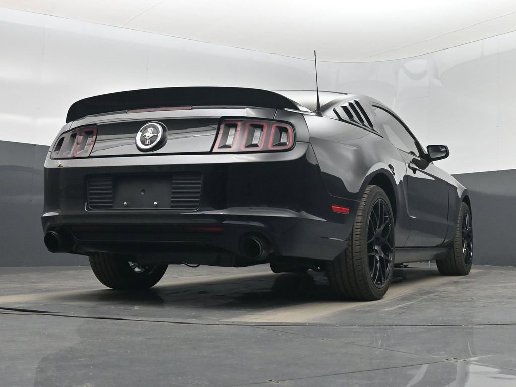 Used 2014 Ford Mustang Coupe image 34