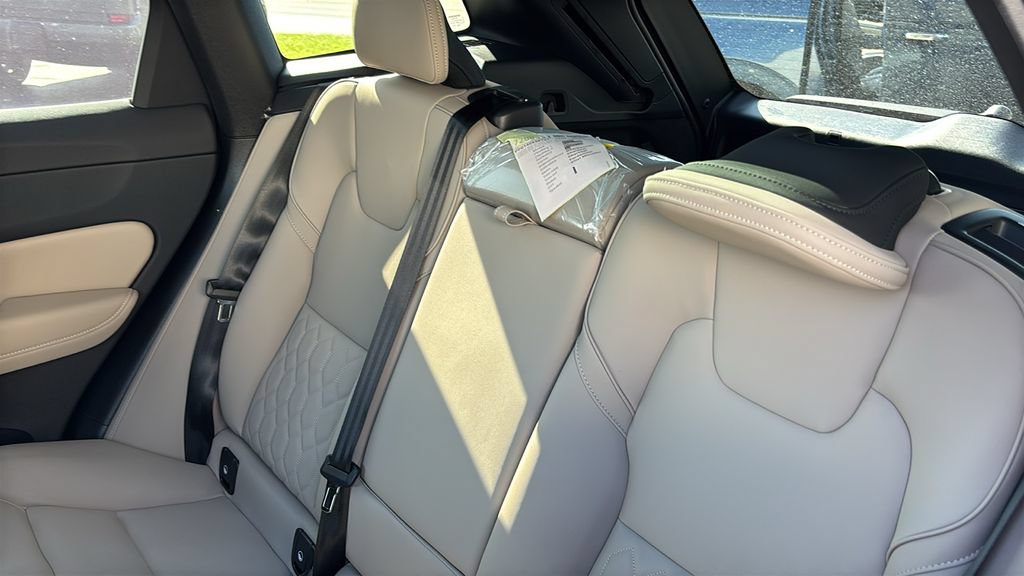 New 2026 Volvo XC60 B5 Plus w/ Protection Package Premier AWD/4WD image 26