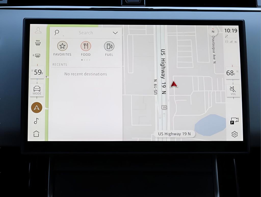 Used 2026 Land Rover Range Rover Evoque Dynamic SE image 16