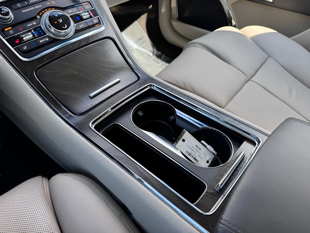 Used 2019 Lincoln Continental Reserve FWD image 37