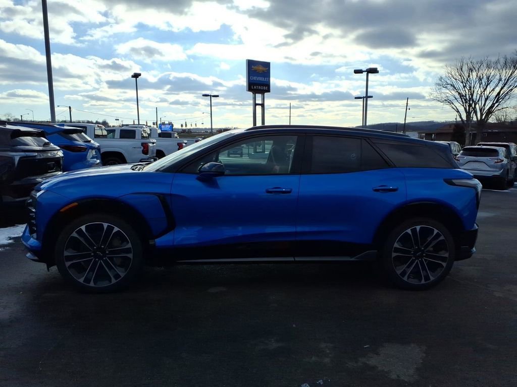 New 2026 Chevrolet Blazer EV SS image 2