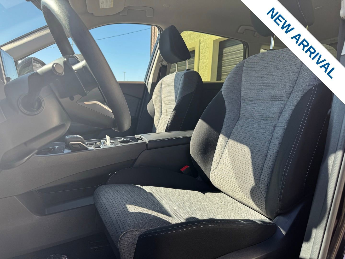 Used 2023 Nissan Rogue SV image 16