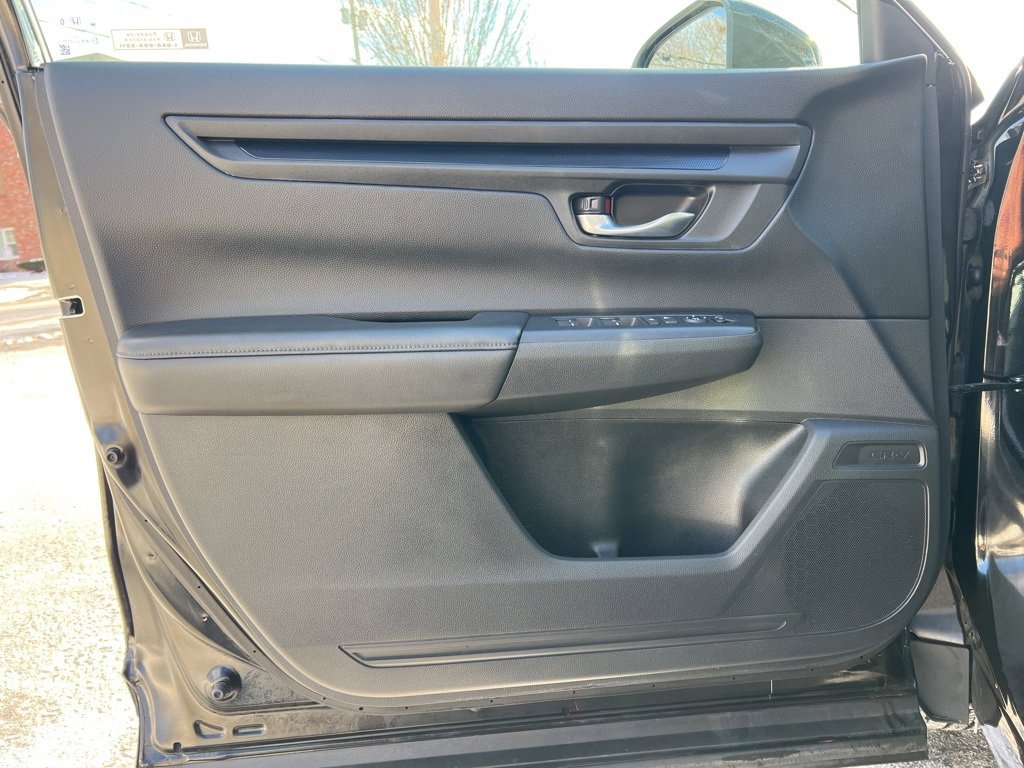 Used 2024 Honda CR-V LX image 10