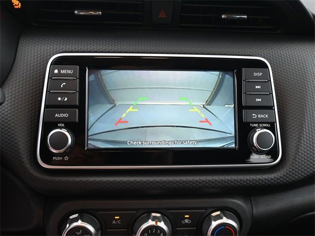 New 2025 Nissan Kicks Play S image 6