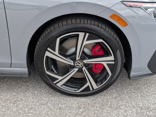 New 2026 Volkswagen GTI SE FWD image 18