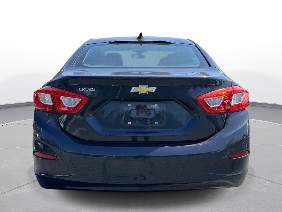 Used 2016 Chevrolet Cruze LS FWD image 7