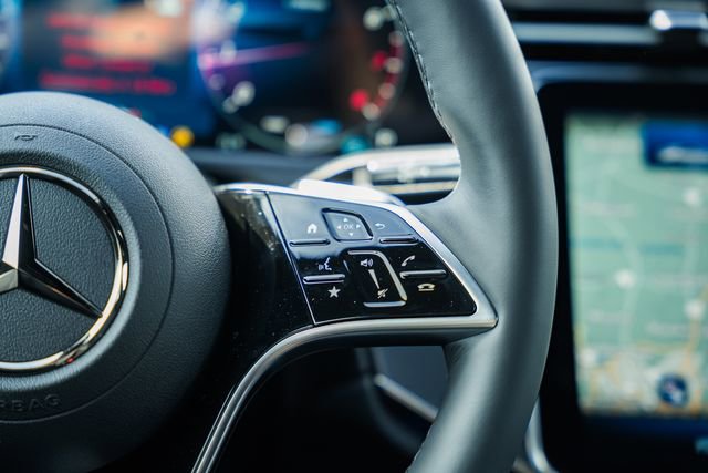 New 2026 Mercedes-Benz E 350 4MATIC Sedan image 28