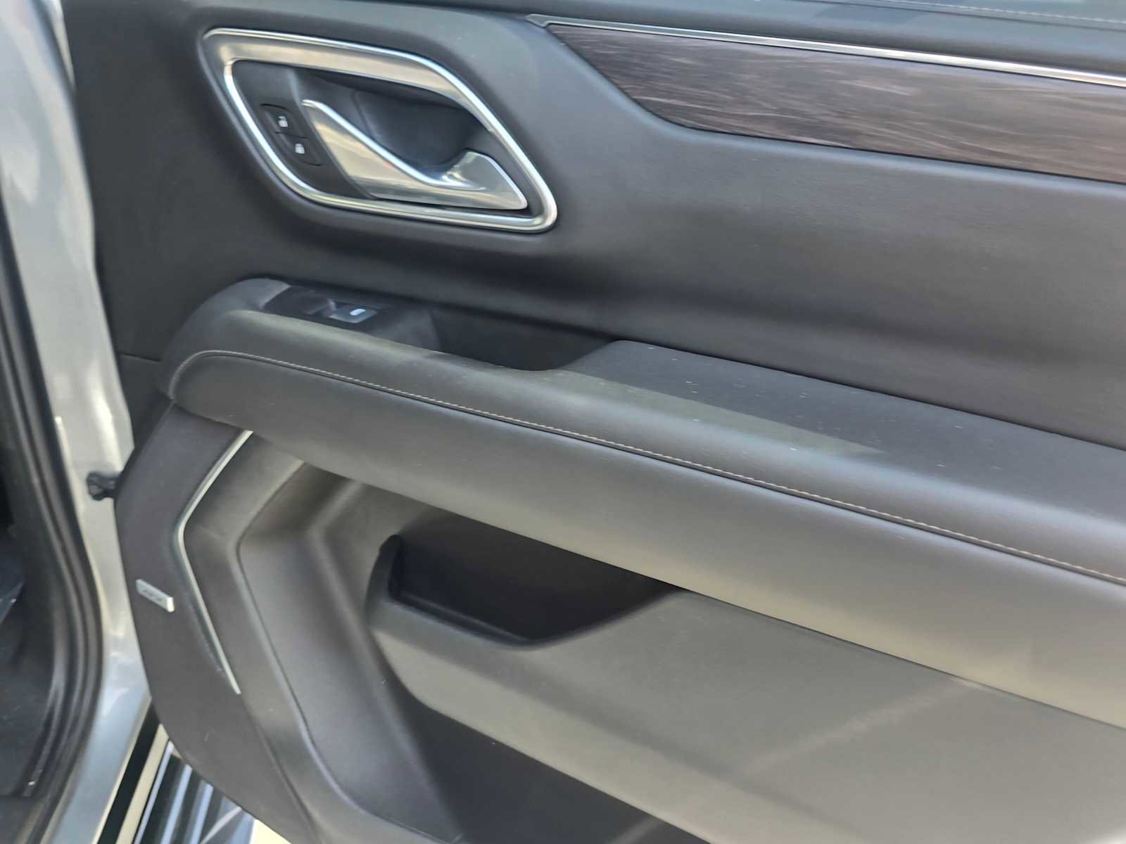 Used 2024 Chevrolet Tahoe LT image 13