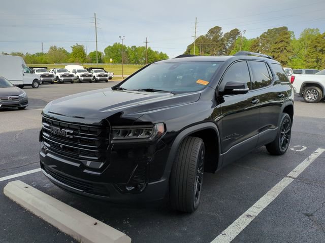 Used 2023 GMC Acadia SLT w/ Elevation Edition image 2