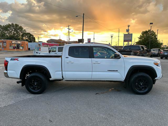 Used 2023 Toyota Tacoma SR5 RWD image 6