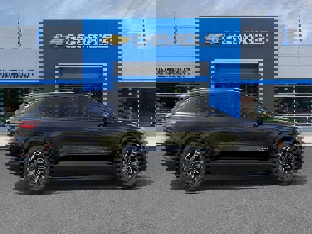 New 2026 Chevrolet Equinox EV LT image 5