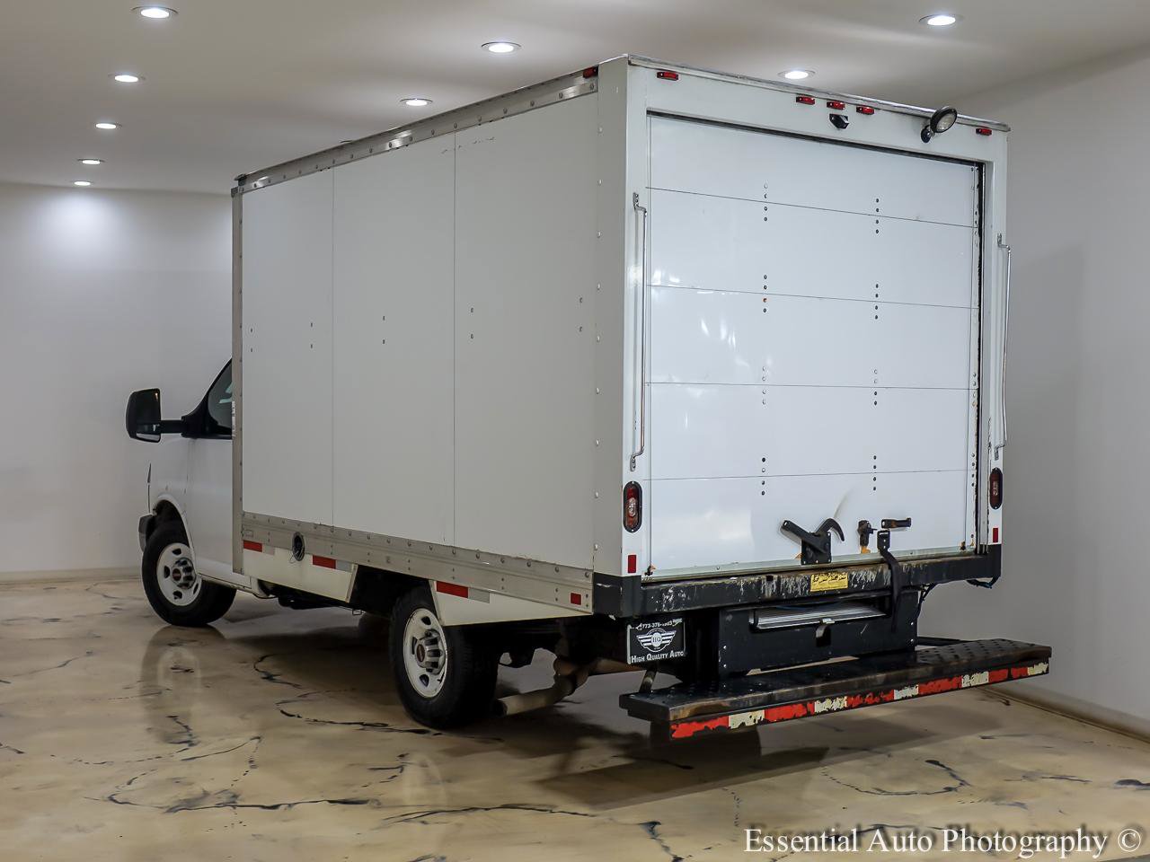 Used 2022 GMC Savana 3500 w/ Power Convenience Package RWD image 7