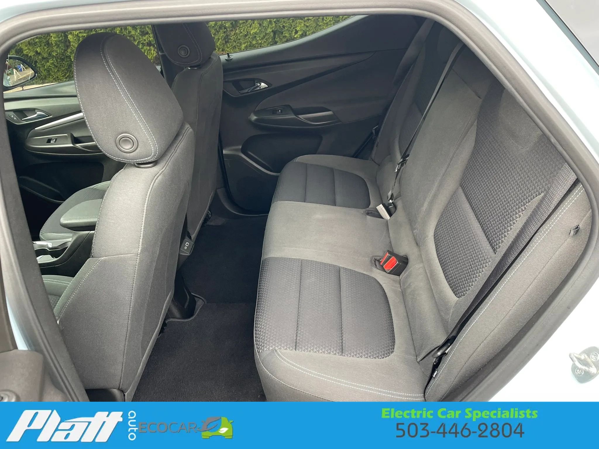 Used 2022 Chevrolet Bolt EUV LT w/ Comfort Package FWD image 41