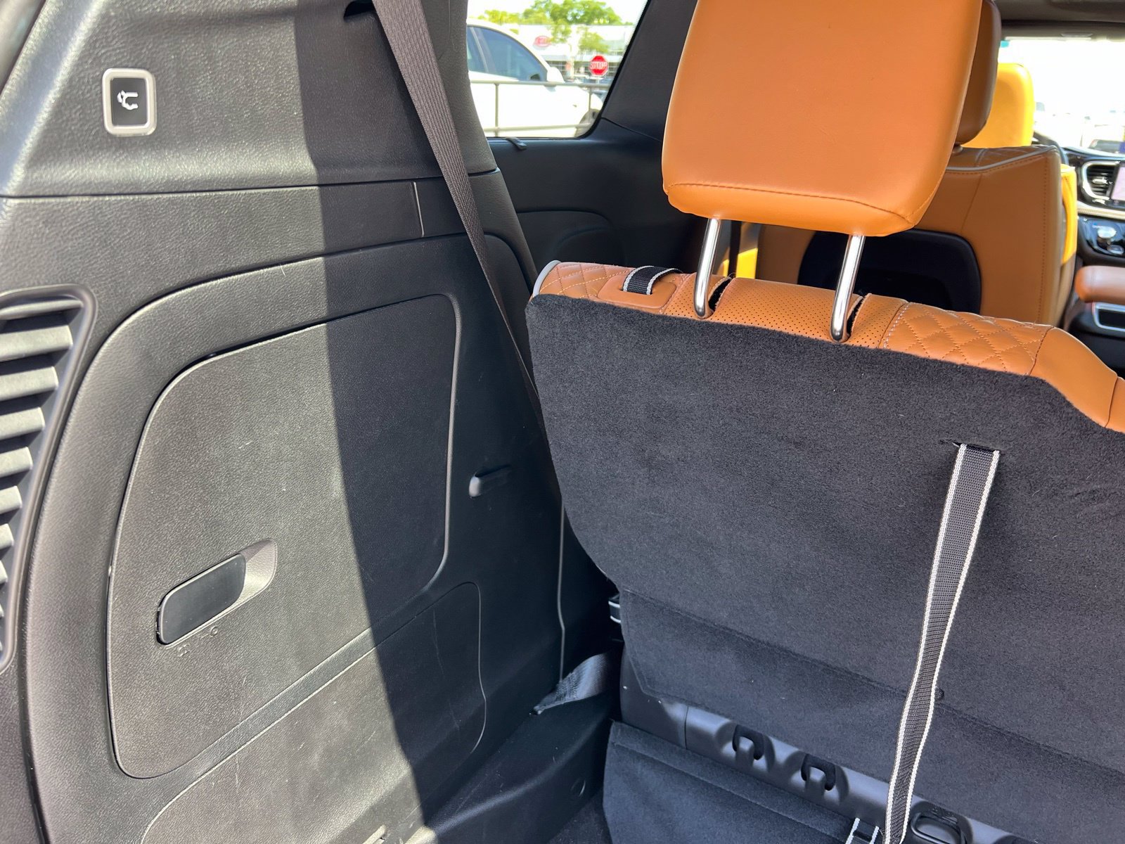 Used 2023 Chrysler Pacifica Pinnacle FWD image 22