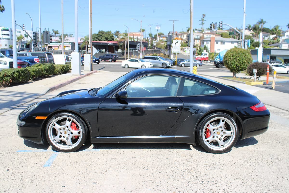 Used 2006 Porsche 911 Carrera S RWD image 2