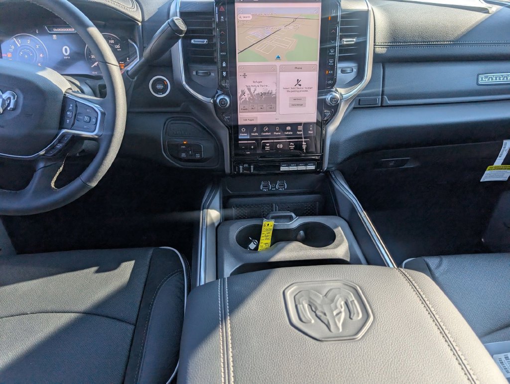 New 2026 RAM 2500 Laramie AWD/4WD image 23