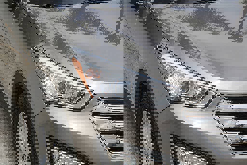 Used 2015 Hyundai Santa Fe Sport 2.0T w/ Option Group 05 image 4