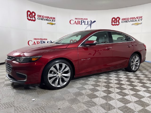 Used 2018 Chevrolet Malibu Premier w/ Premier Sun and Wheel Package FWD image 3