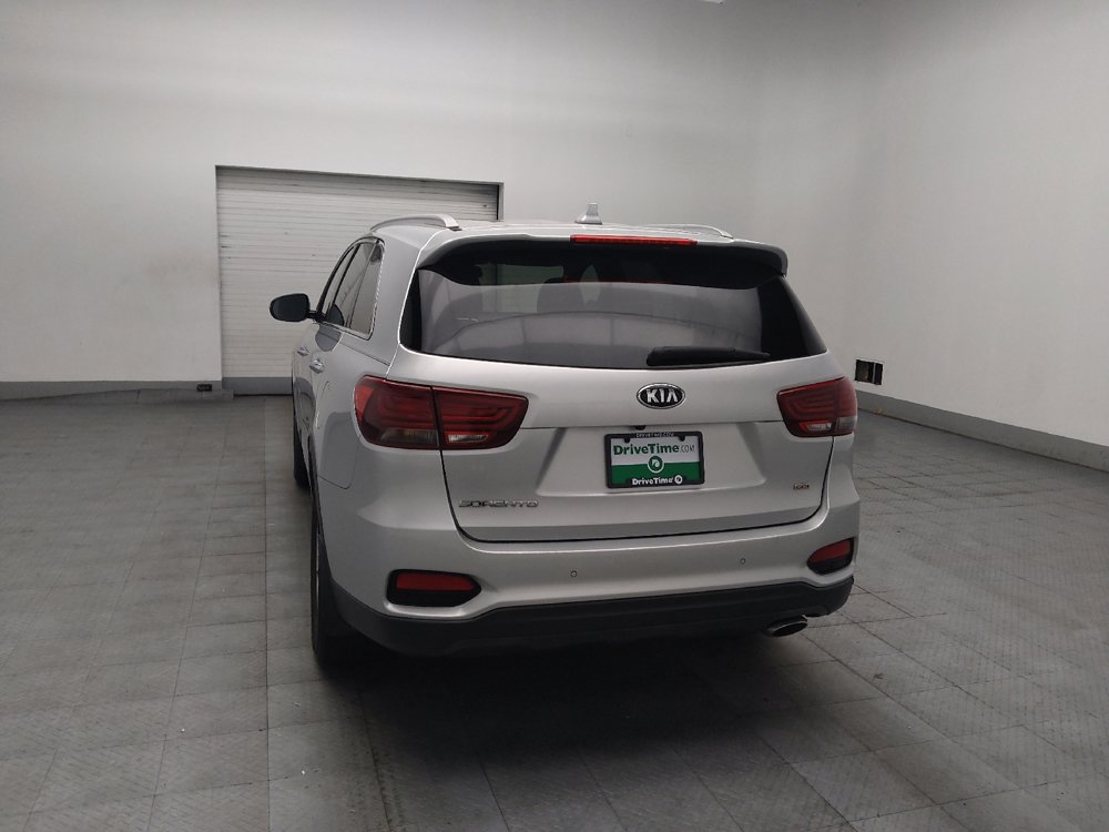 Used 2019 Kia Sorento FWD w/ LX Convenience Package image 6
