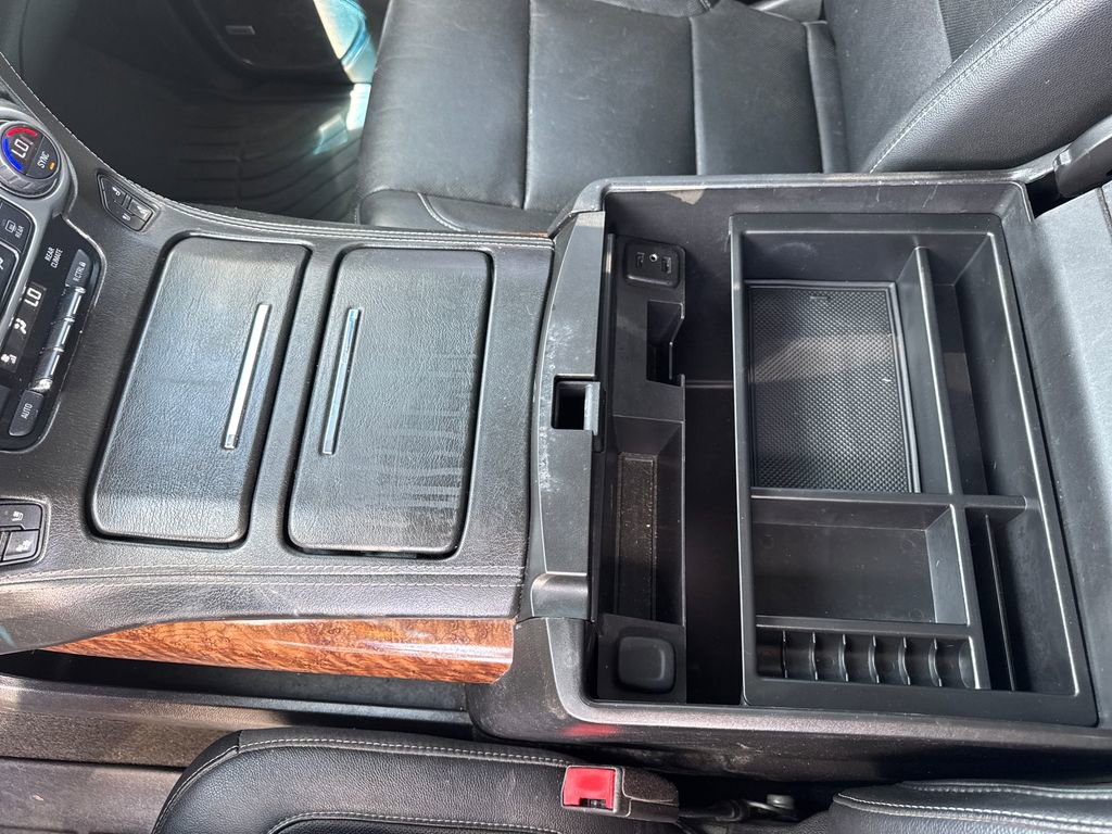 Used 2017 Chevrolet Tahoe Premier AWD/4WD image 27