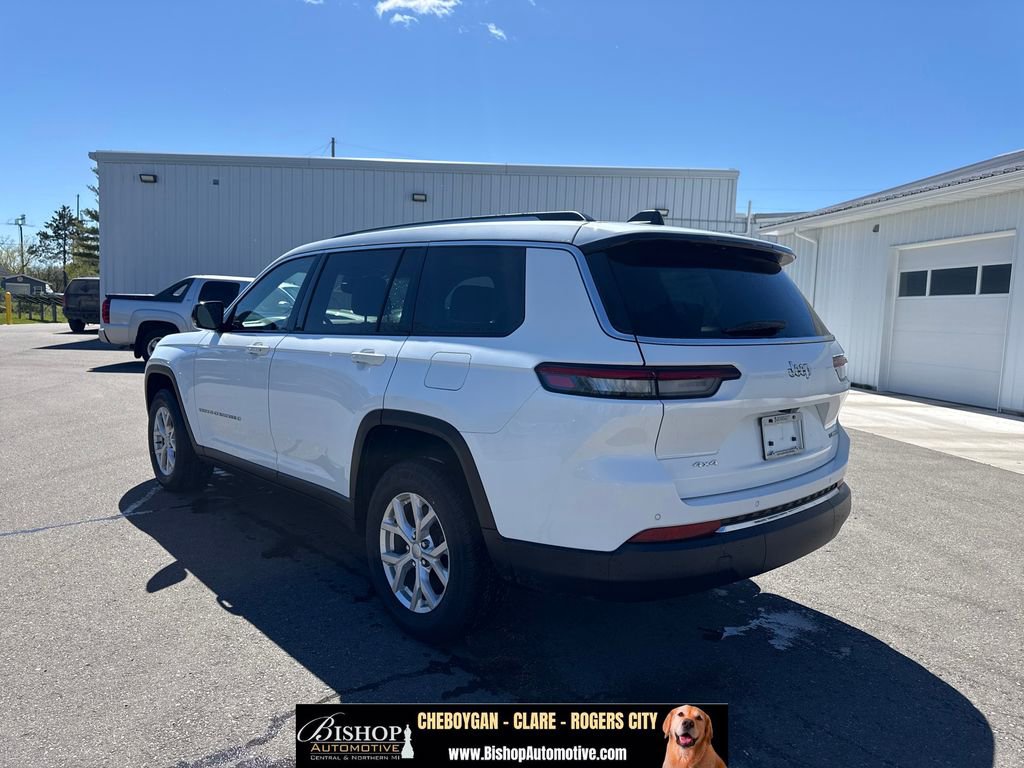 Used 2023 Jeep Grand Cherokee L Limited AWD/4WD image 13