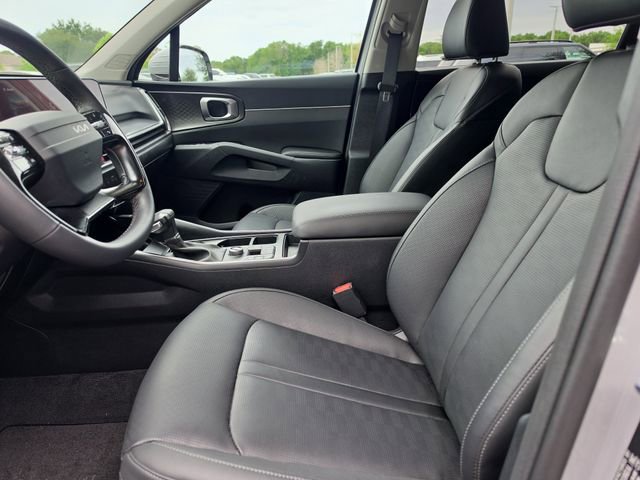Certified 2026 Kia Sorento S FWD image 15