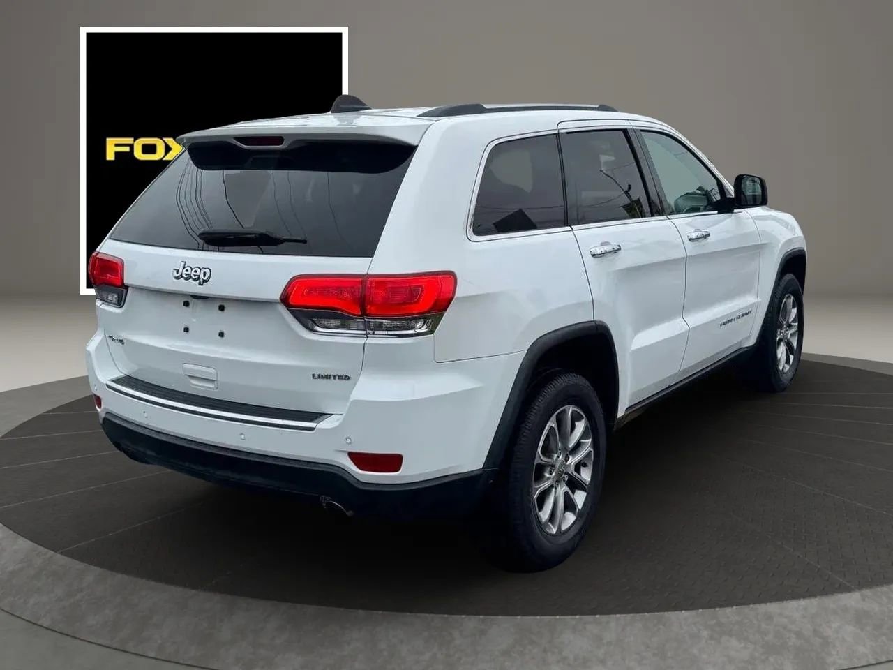 Used 2014 Jeep Grand Cherokee Limited w/ Luxury Group II image 5