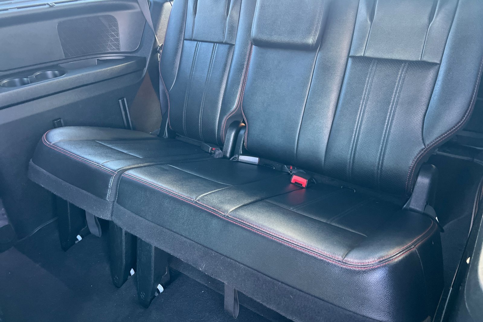 Used 2017 Dodge Grand Caravan GT image 12