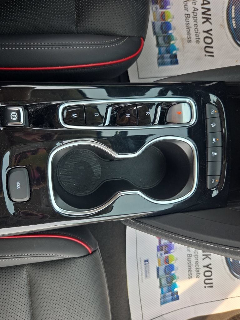 Used 2023 Buick Envision Essence w/ Sport Touring Package AWD/4WD image 30
