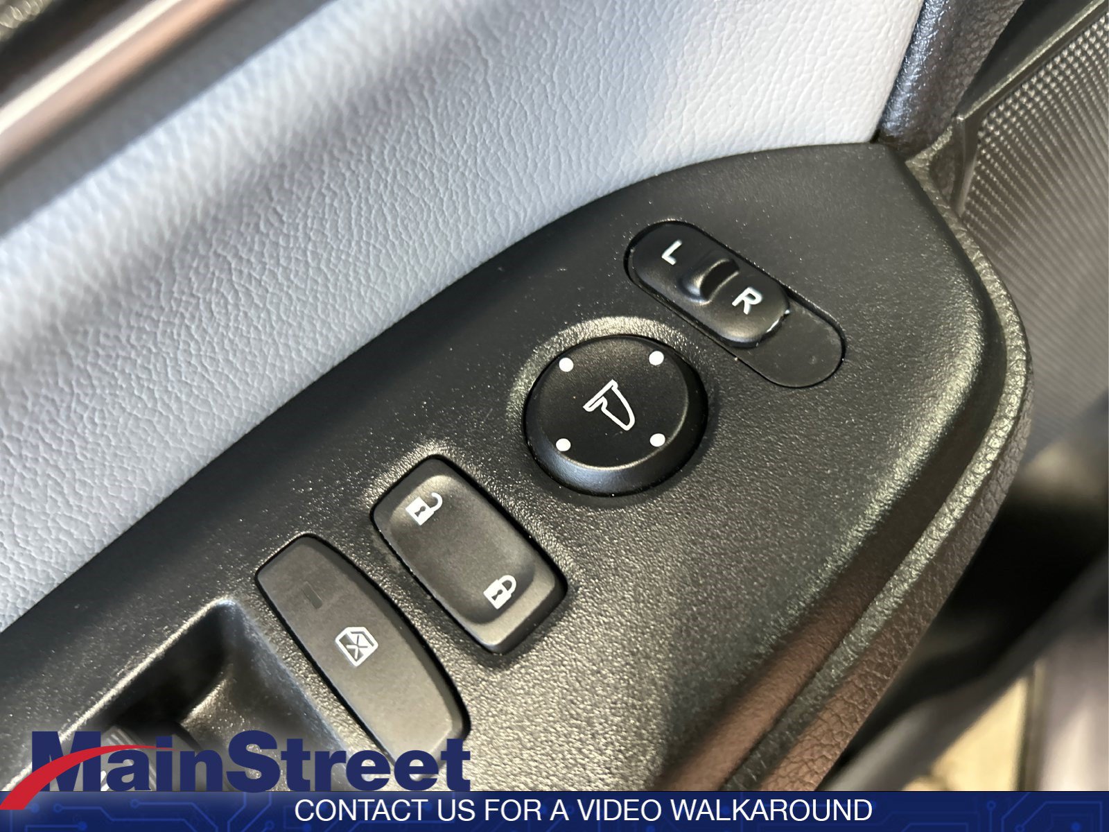 Used 2019 Honda CR-V Touring image 32