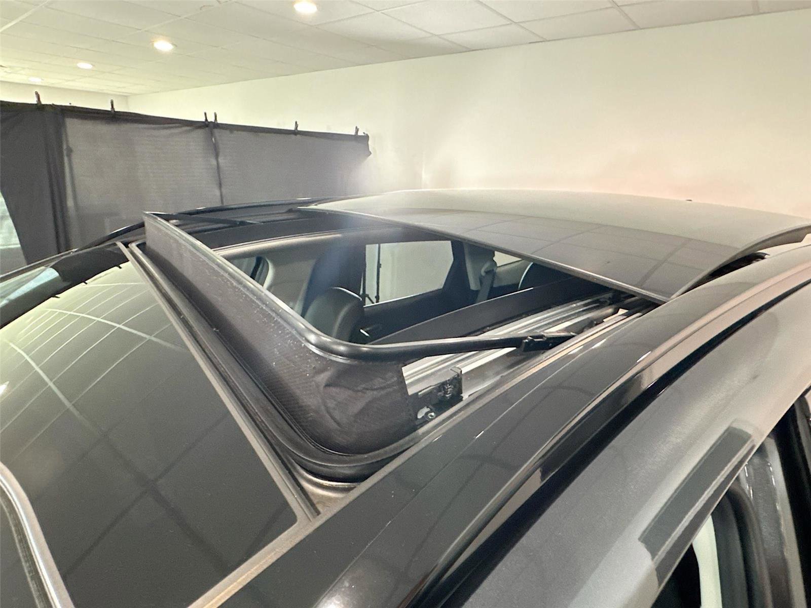 Used 2024 Kia Sportage SX image 17