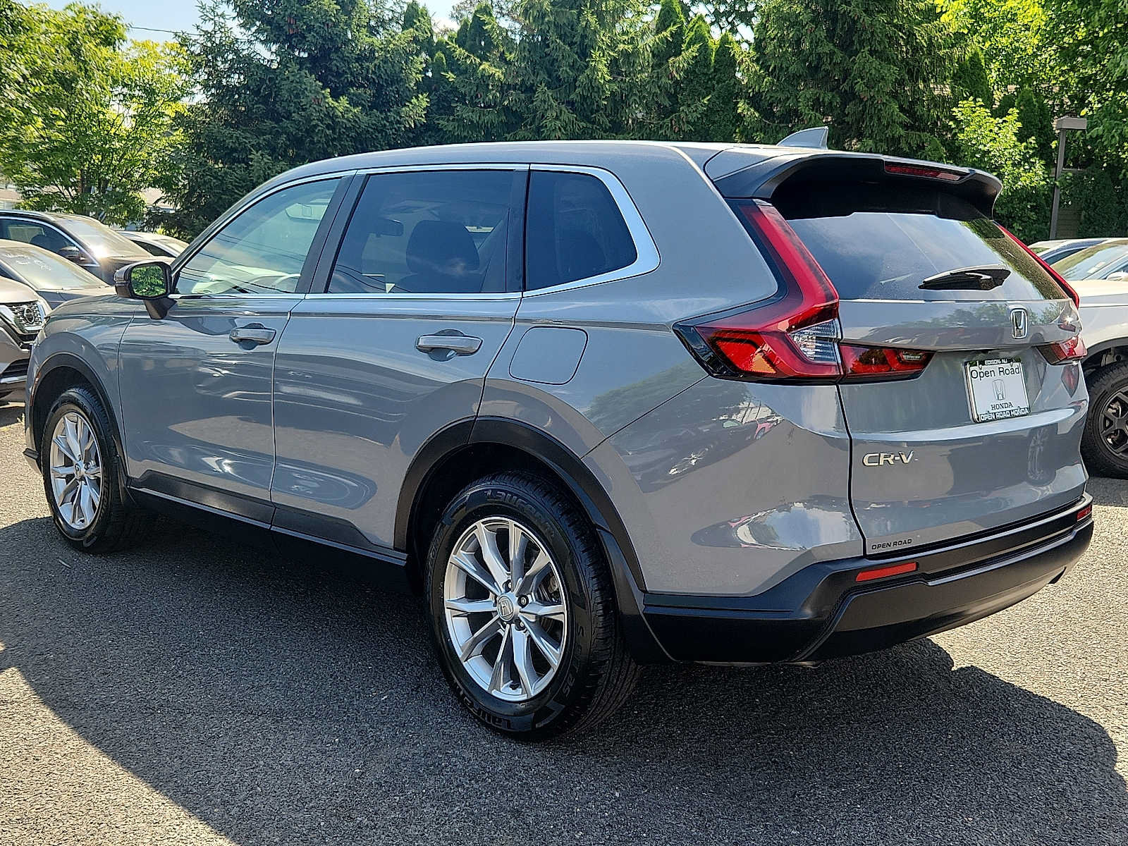 Used 2023 Honda CR-V EX image 4