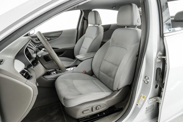 Used 2016 Chevrolet Malibu LT image 29