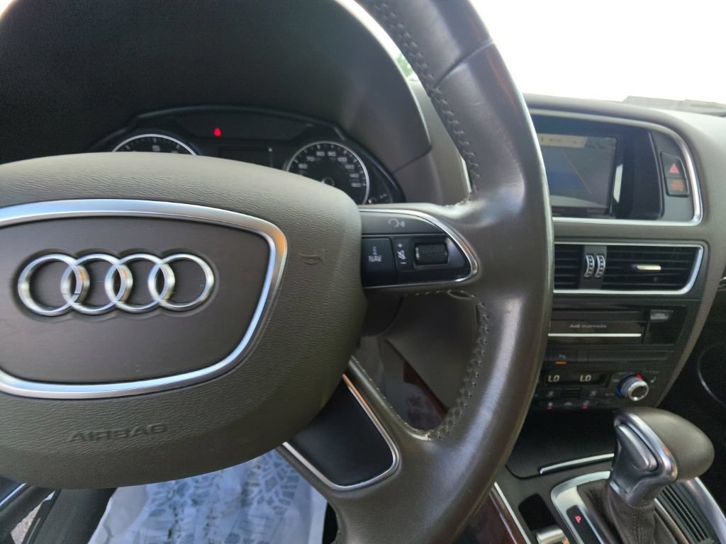 Used 2017 Audi Q5 2.0T Premium Plus w/ Technology Package AWD/4WD image 19