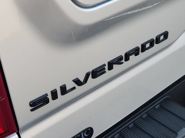 Used 2022 Chevrolet Silverado 1500 LTZ w/ LTZ Premium Texas Edition AWD/4WD image 9