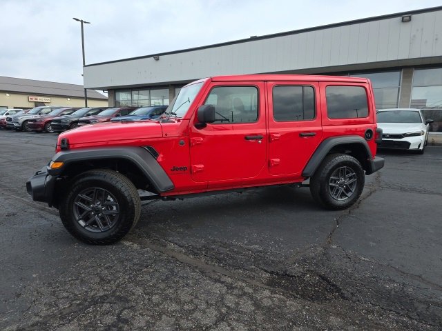 Used 2024 Jeep Wrangler Sport S image 3