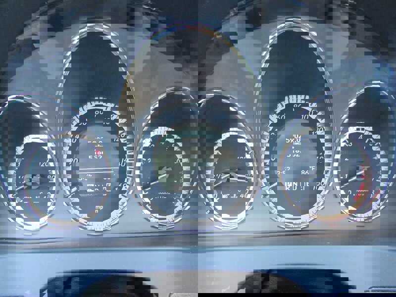 Used 2011 Mercedes-Benz C 300 Sedan image 12