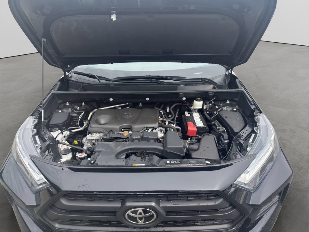 Used 2024 Toyota RAV4 Adventure AWD/4WD image 24