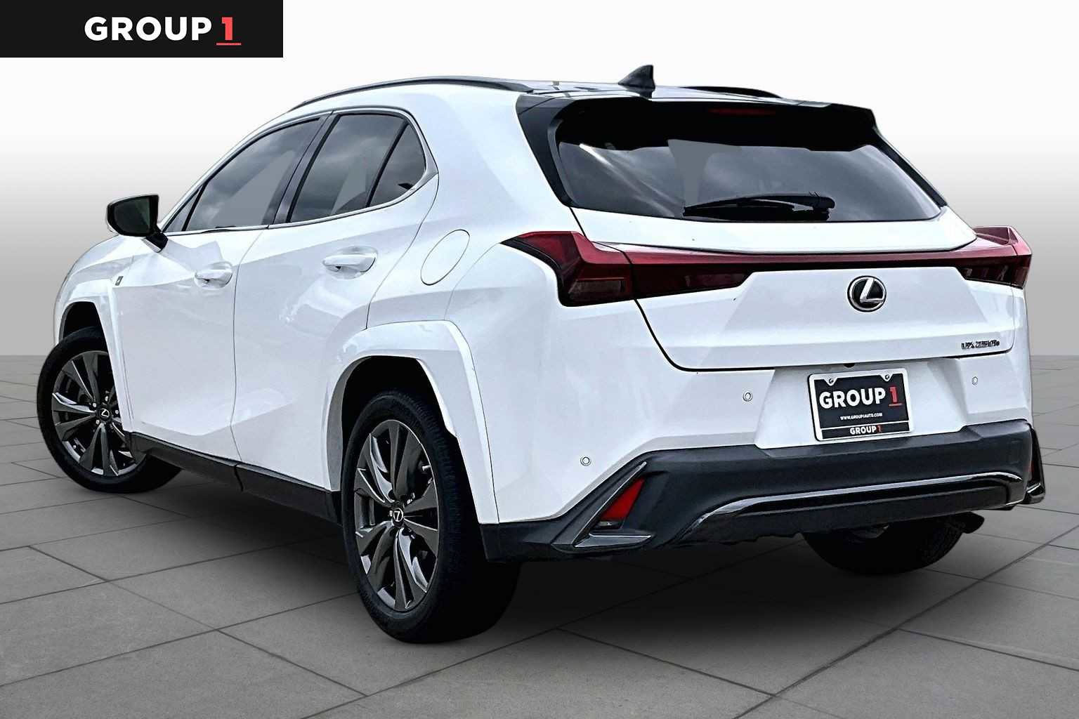 Certified 2024 Lexus UX 250h F Sport FWD image 10