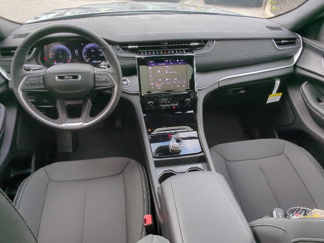 New 2026 Jeep Grand Cherokee Laredo X AWD/4WD image 15