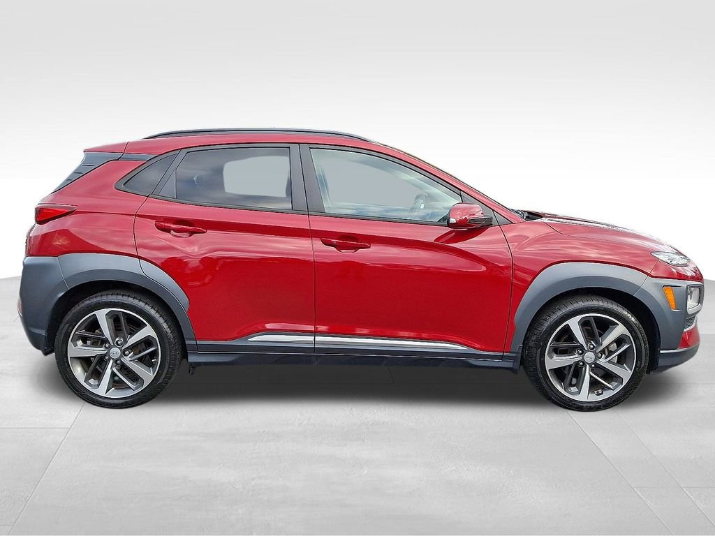 Used 2021 Hyundai Kona Limited w/ Cargo Package image 7